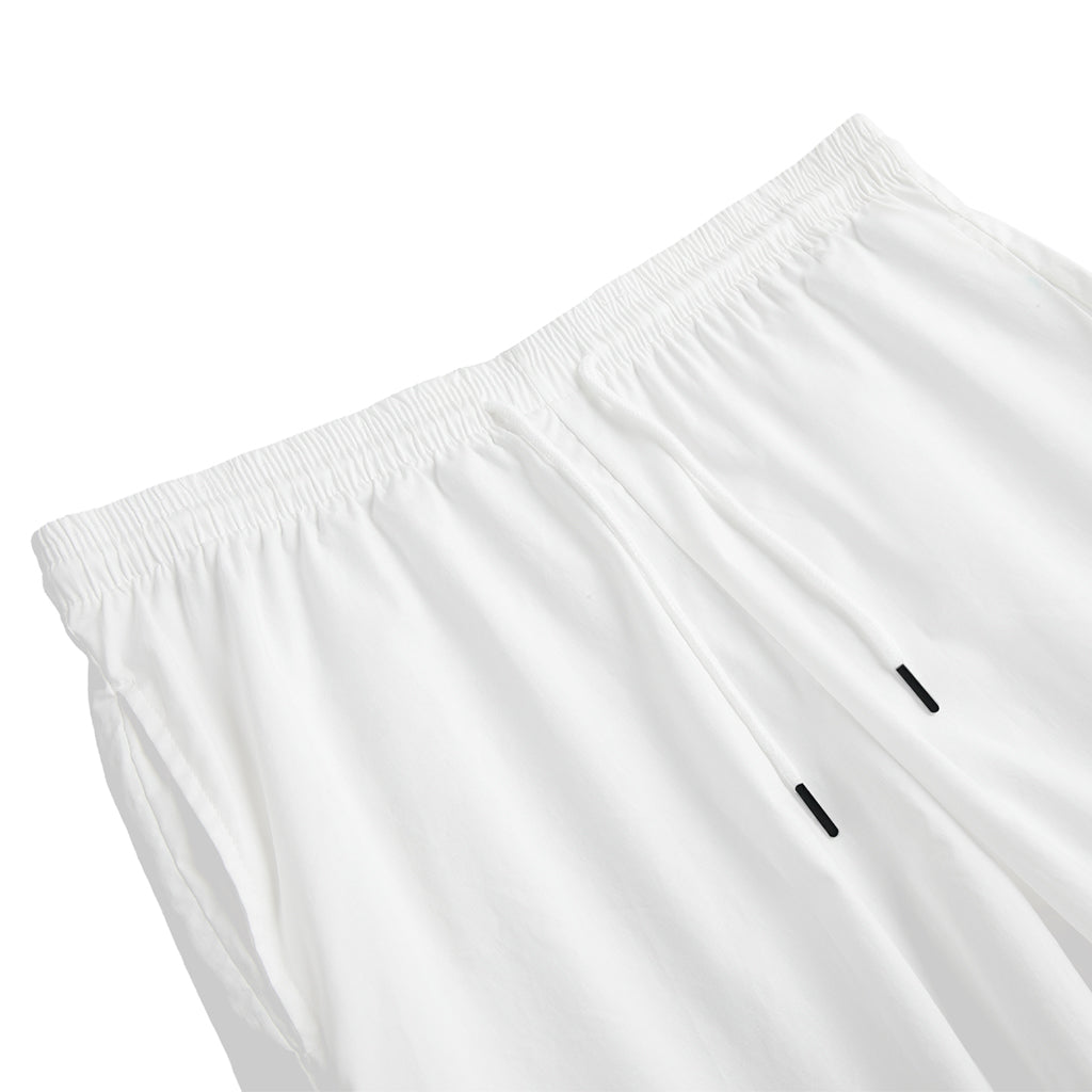 White Alstroemeria Pattern Print Men's Sports Shorts