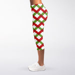 Merry Christmas Checkered Pattern Print Women's Capri Leggings
