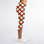Merry Christmas Checkered Pattern Print Women's Capri Leggings