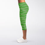 Merry Christmas Lights Pattern Print Women's Capri Leggings