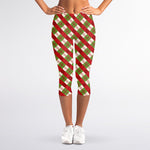 Merry Christmas Plaid Pattern Print Women's Capri Leggings