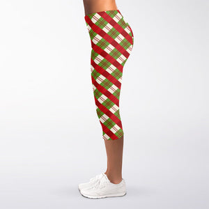 Merry Christmas Plaid Pattern Print Women's Capri Leggings