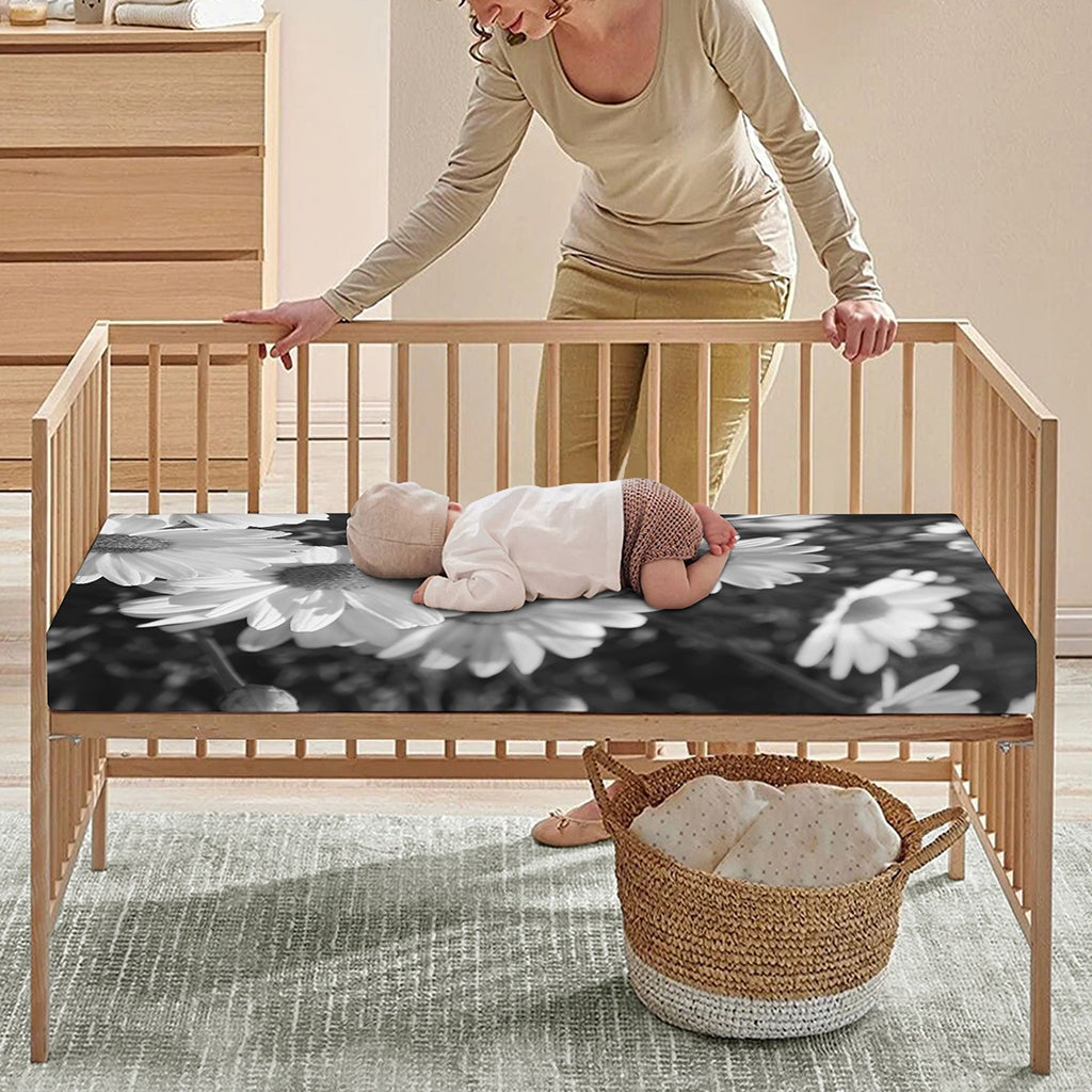Monochrome Daisy Flower Print Baby Crib Sheet
