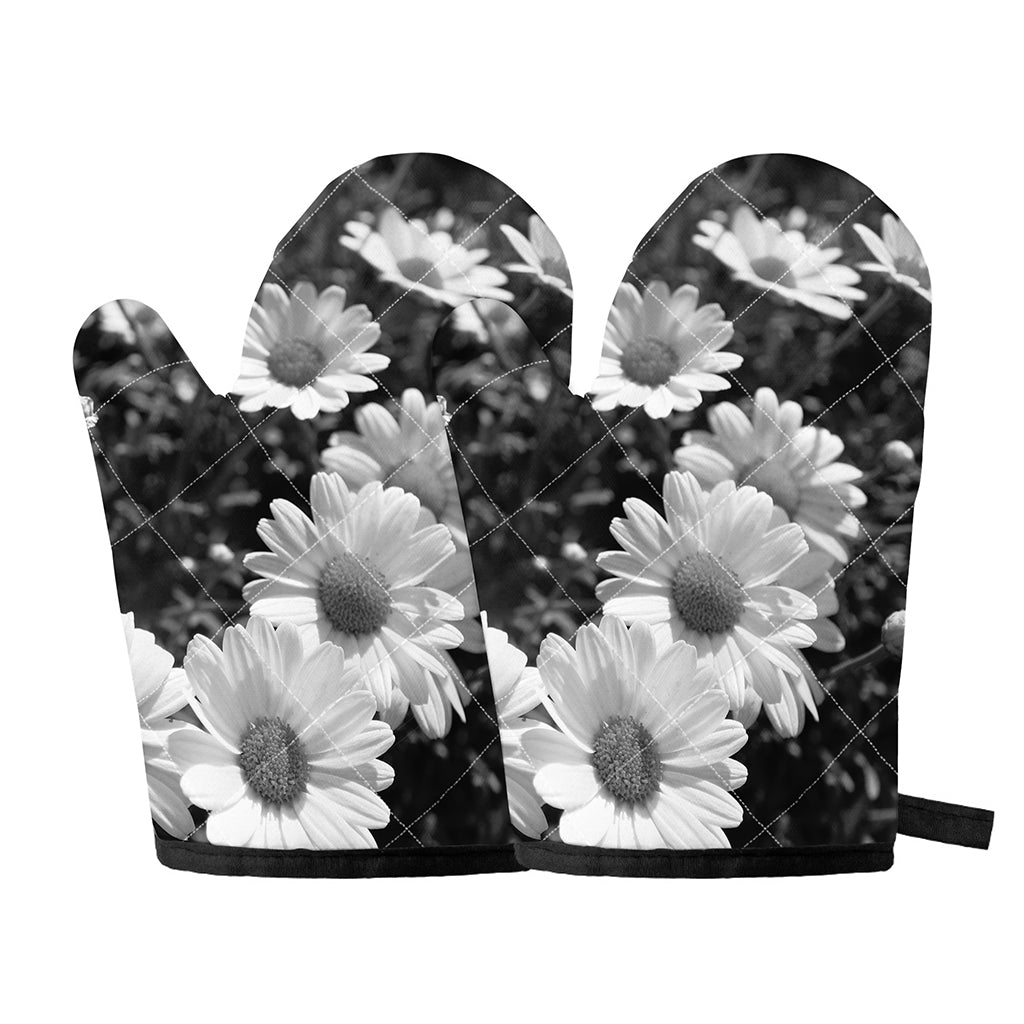 Monochrome Daisy Flower Print Oven Mitts