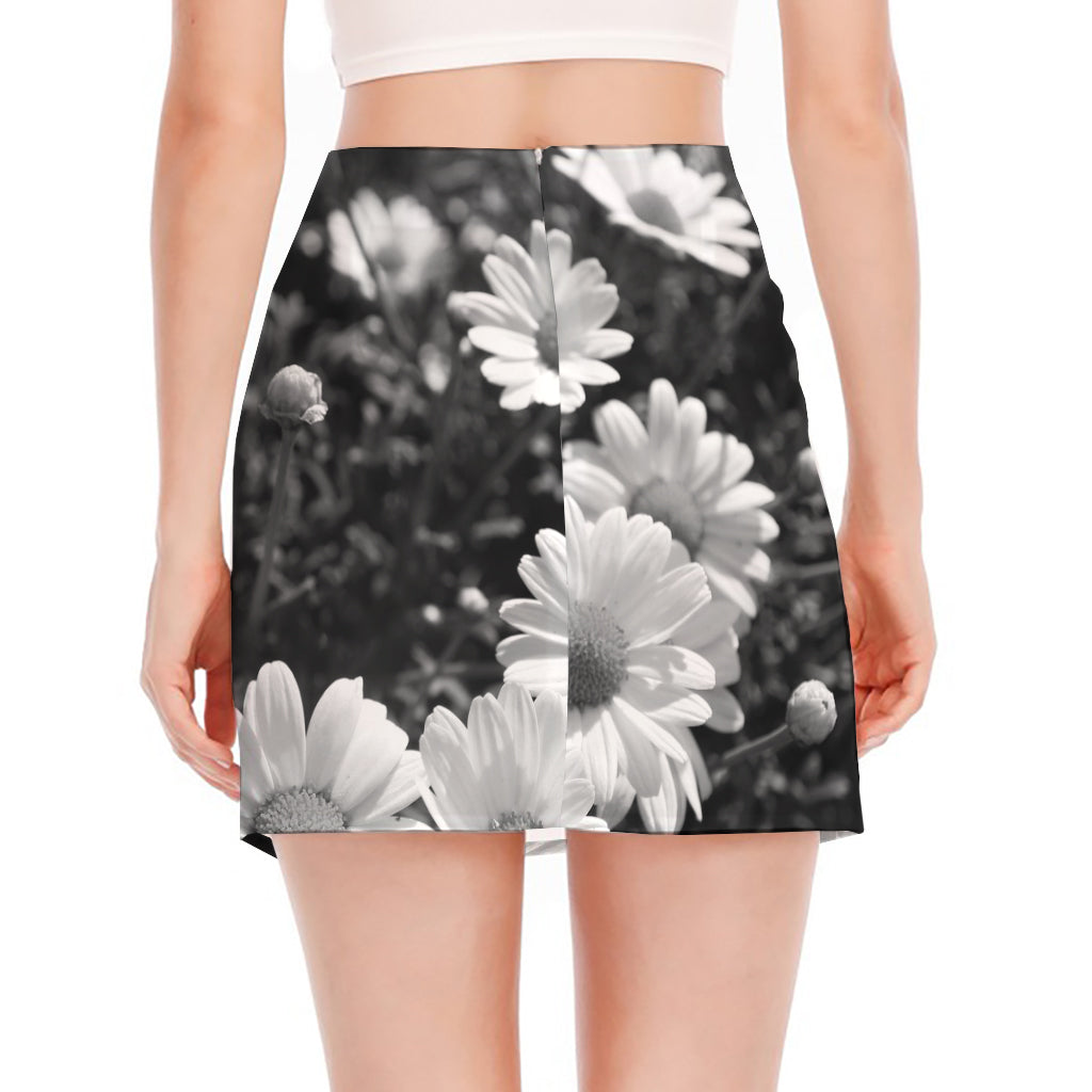 Monochrome Daisy Flower Print Side Slit Mini Skirt