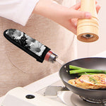 Monochrome Daisy Flower Print Skillet Handle Cover