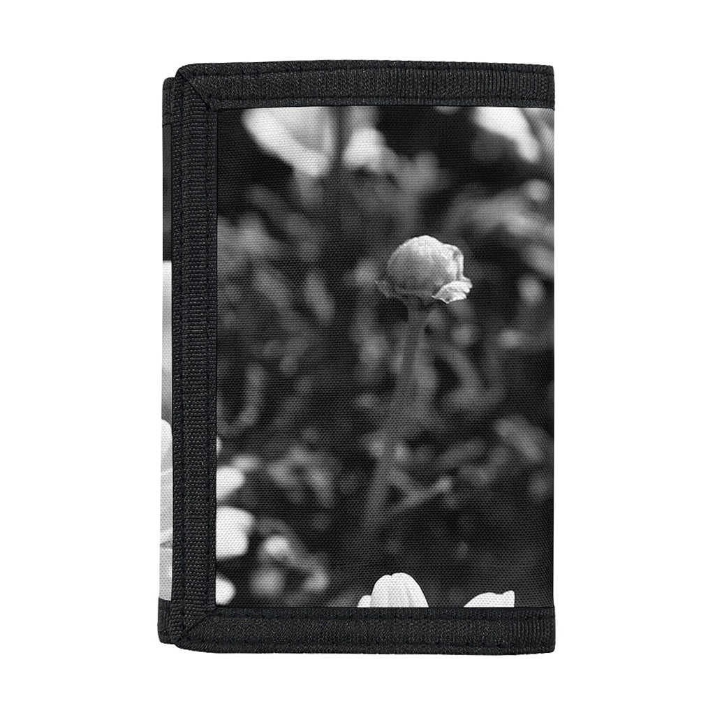 Monochrome Daisy Flower Print Trifold Wallet