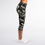 Monochrome Dinosaur Fossil Pattern Print Women's Capri Leggings