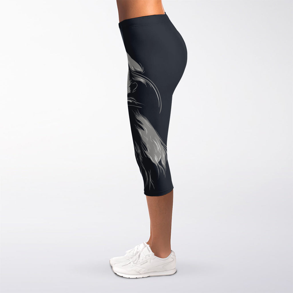 Monochrome Eagle Print Women's Capri Leggings