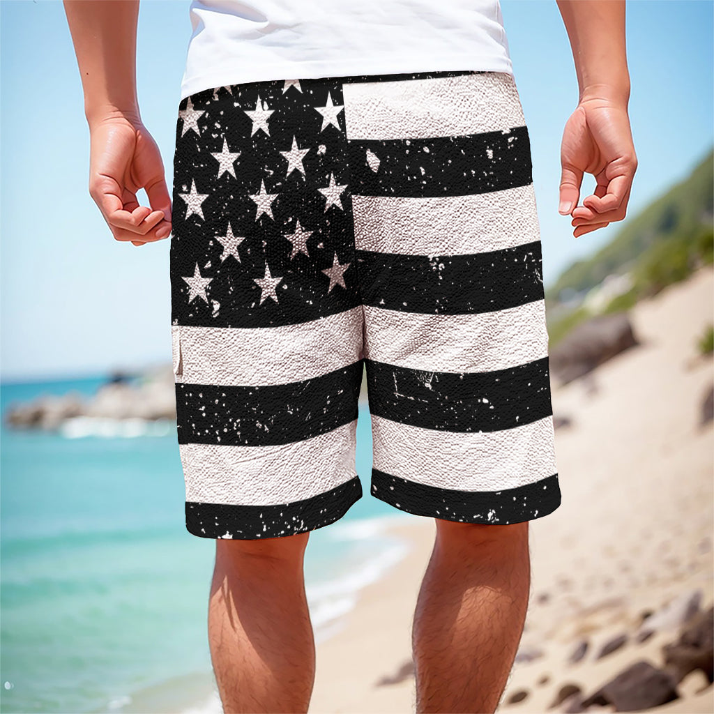 Monochrome Grunge American Flag Print Men's Cargo Shorts