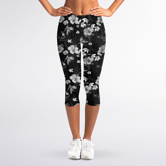 Monochrome Hawaiian Floral Print Women's Capri Leggings