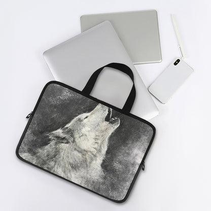 Monochrome Howling Wolf Print Laptop Sleeve With Handle