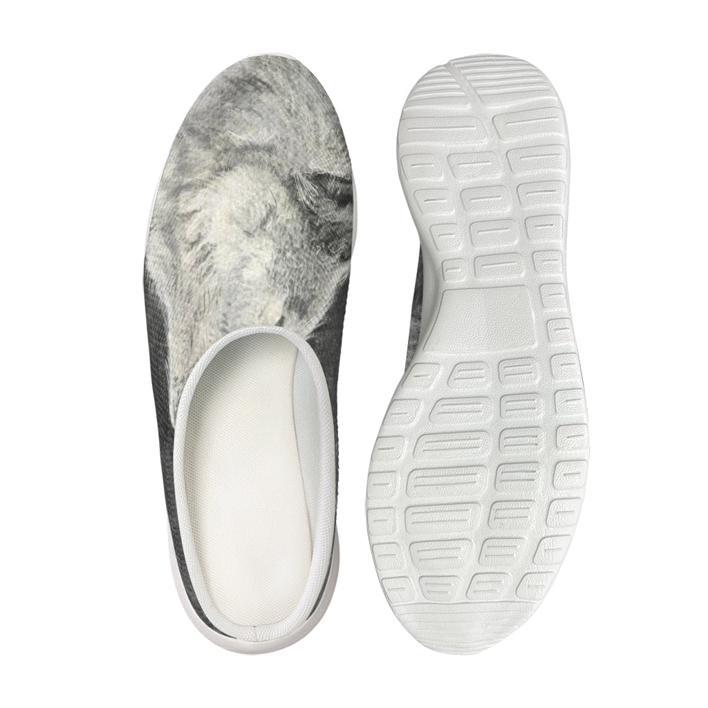 Monochrome Howling Wolf Print Mesh Casual Shoes
