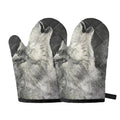 Monochrome Howling Wolf Print Oven Mitts