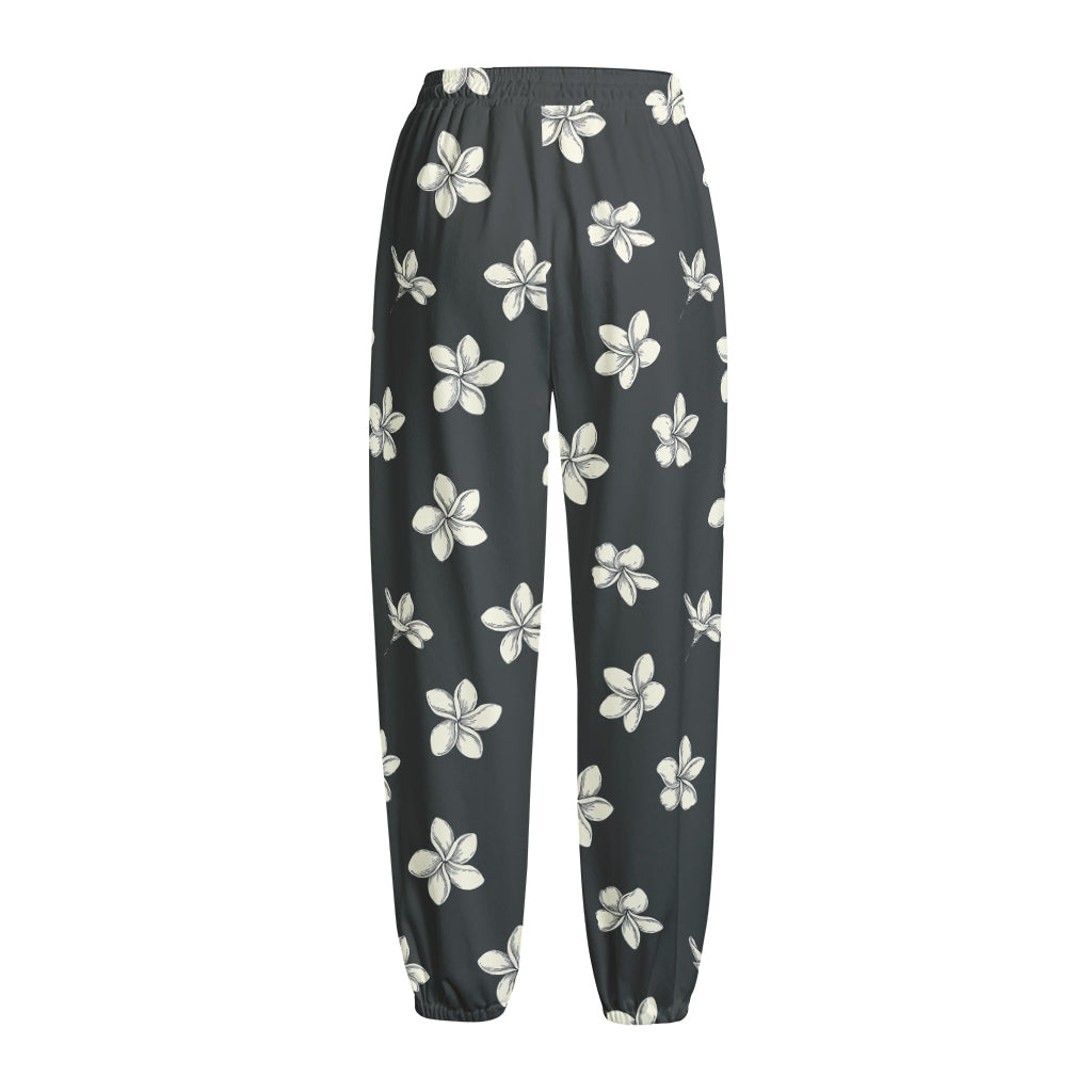 Monochrome Plumeria Pattern Print Fleece Lined Knit Pants