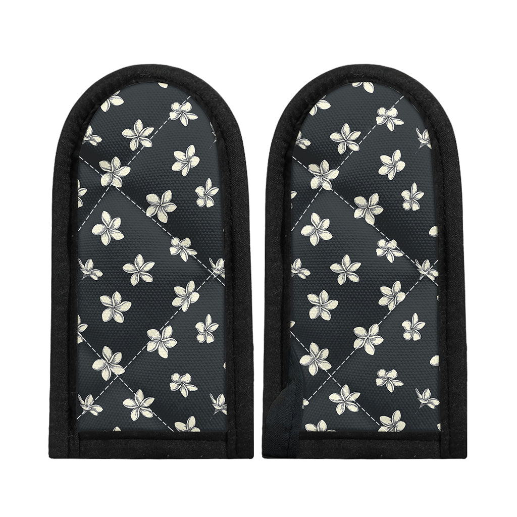 Monochrome Plumeria Pattern Print Skillet Handle Cover