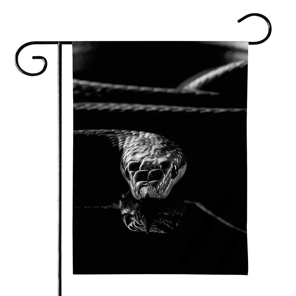Monochrome Rhinoceros Ratsnake Print House Flag