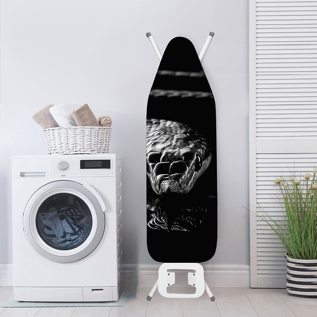 Monochrome Rhinoceros Ratsnake Print Ironing Board Cover