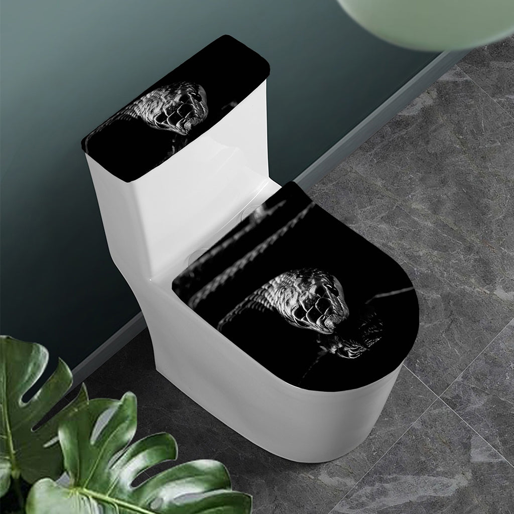 Monochrome Rhinoceros Ratsnake Print Toilet Lid And Tank Cover Set