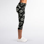 Monochrome Rose Floral Pattern Print Women's Capri Leggings