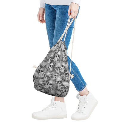 Monochrome Skull Flowers Pattern Print Drawstring Bag