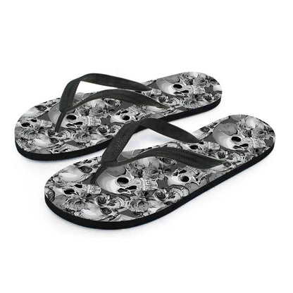 Monochrome Skull Flowers Pattern Print Flip Flops