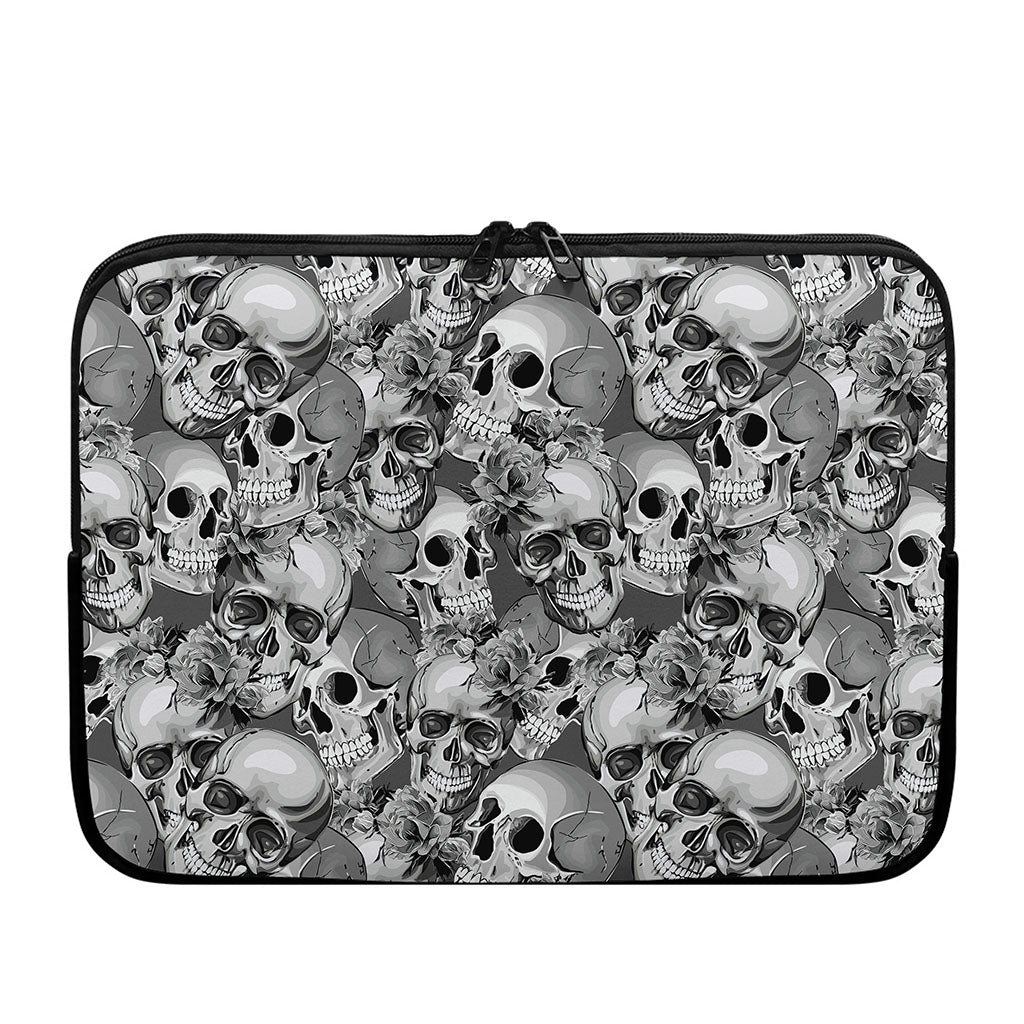 Monochrome Skull Flowers Pattern Print Laptop Sleeve