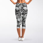 Monochrome Skull Flowers Pattern Print Women's Capri Leggings