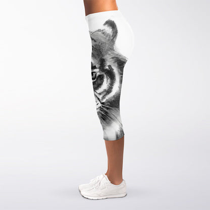 Monochrome Watercolor White Tiger Print Women's Capri Leggings