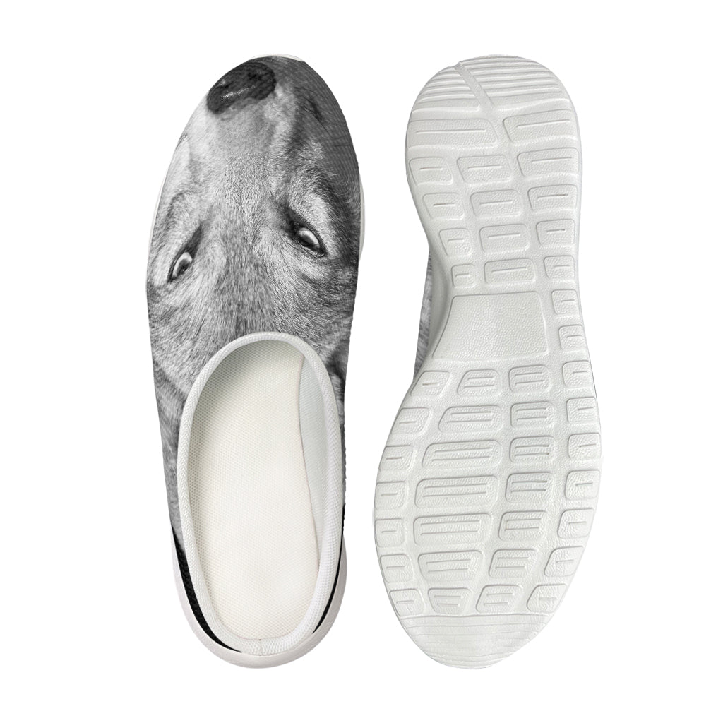 Monochrome Wolf Print Mesh Casual Shoes