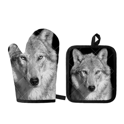 Monochrome Wolf Print Oven Mitt And Pot Holder Set