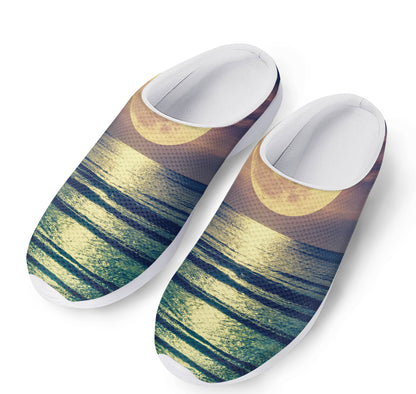Moon Beach Print Mesh Casual Shoes