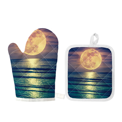 Moon Beach Print Oven Mitt And Pot Holder Set