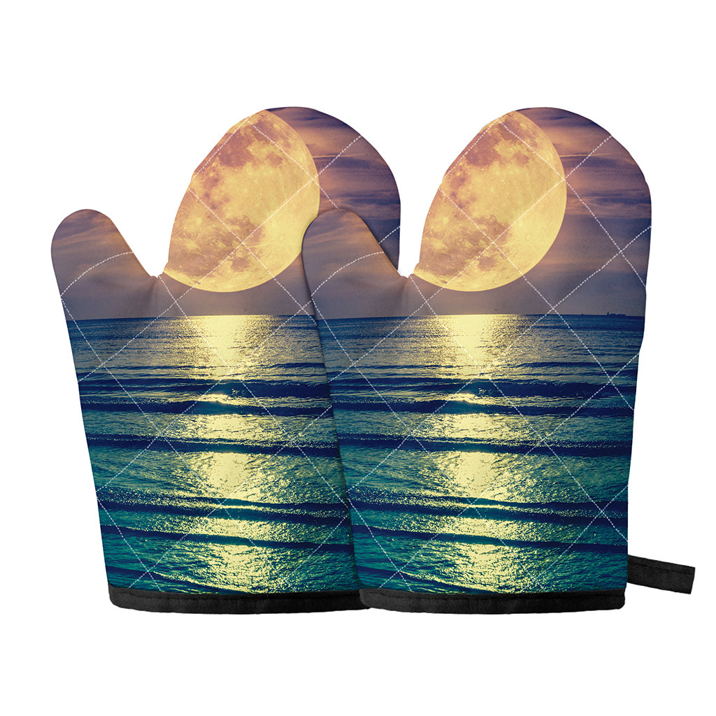 Moon Beach Print Oven Mitts