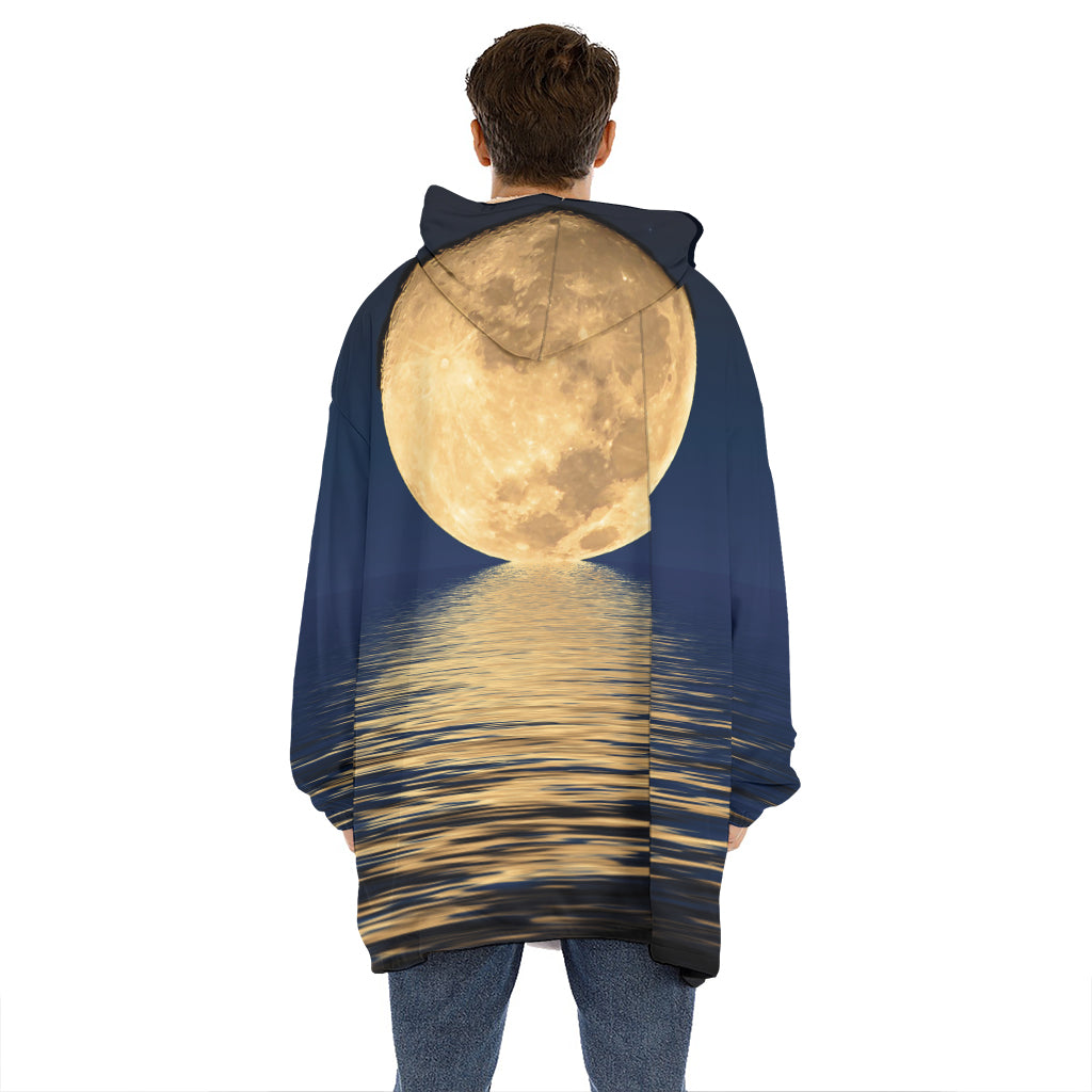 Moonlight On The Sea Print Hoodie Blanket