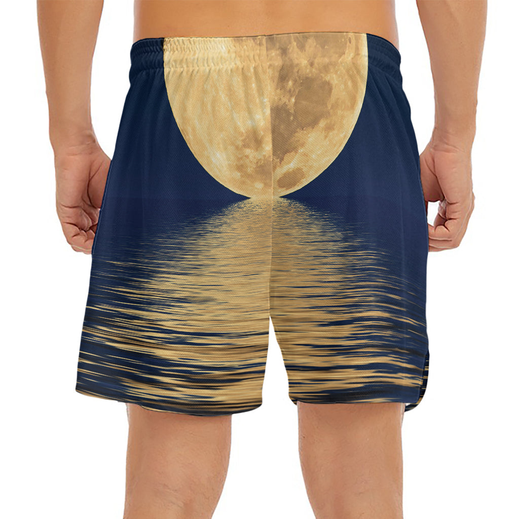 Moonlight On The Sea Print Men's Split Running Shorts