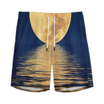 Moonlight On The Sea Print Men's Sports Shorts