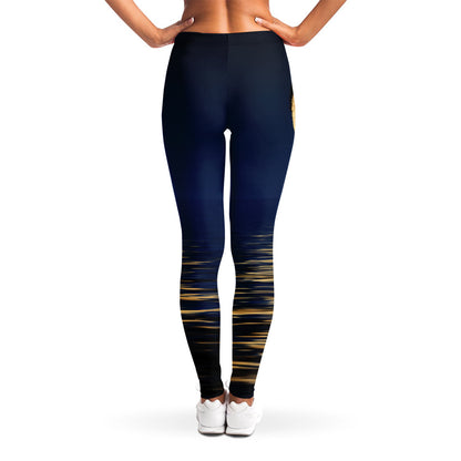 Moonlight On The Sea Print Women's Leggings