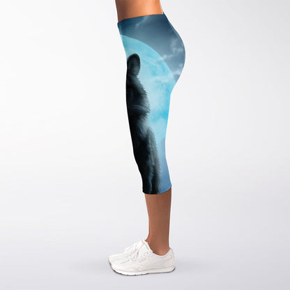 Moonlight Wolf Print Women's Capri Leggings