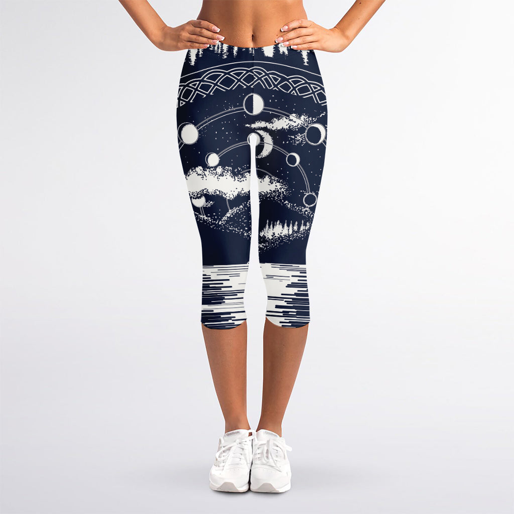 Mystical Lunar Phase Print Women's Capri Leggings