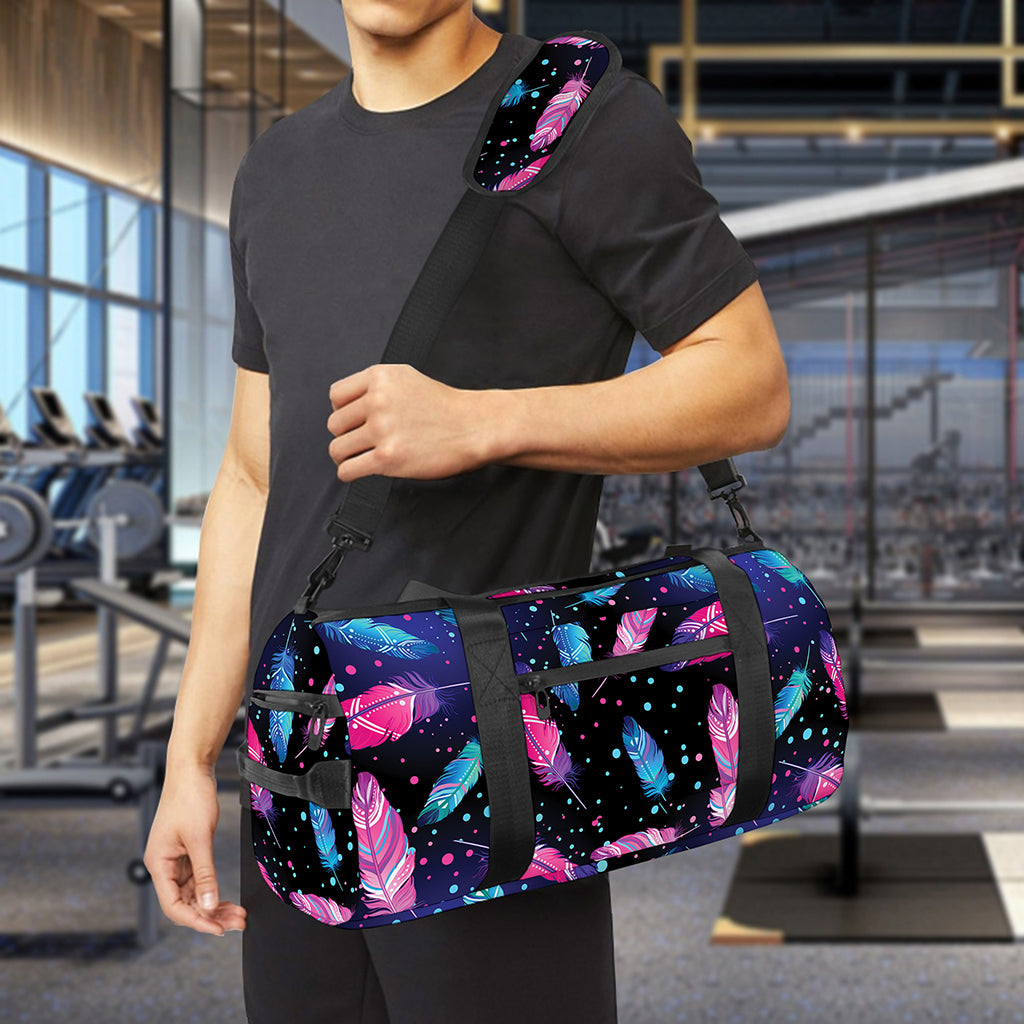 Native Feather Pattern Print Gym Bag