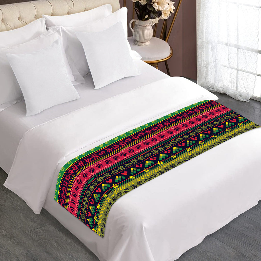 Native Indian Tribal Pattern Print Bed Runner