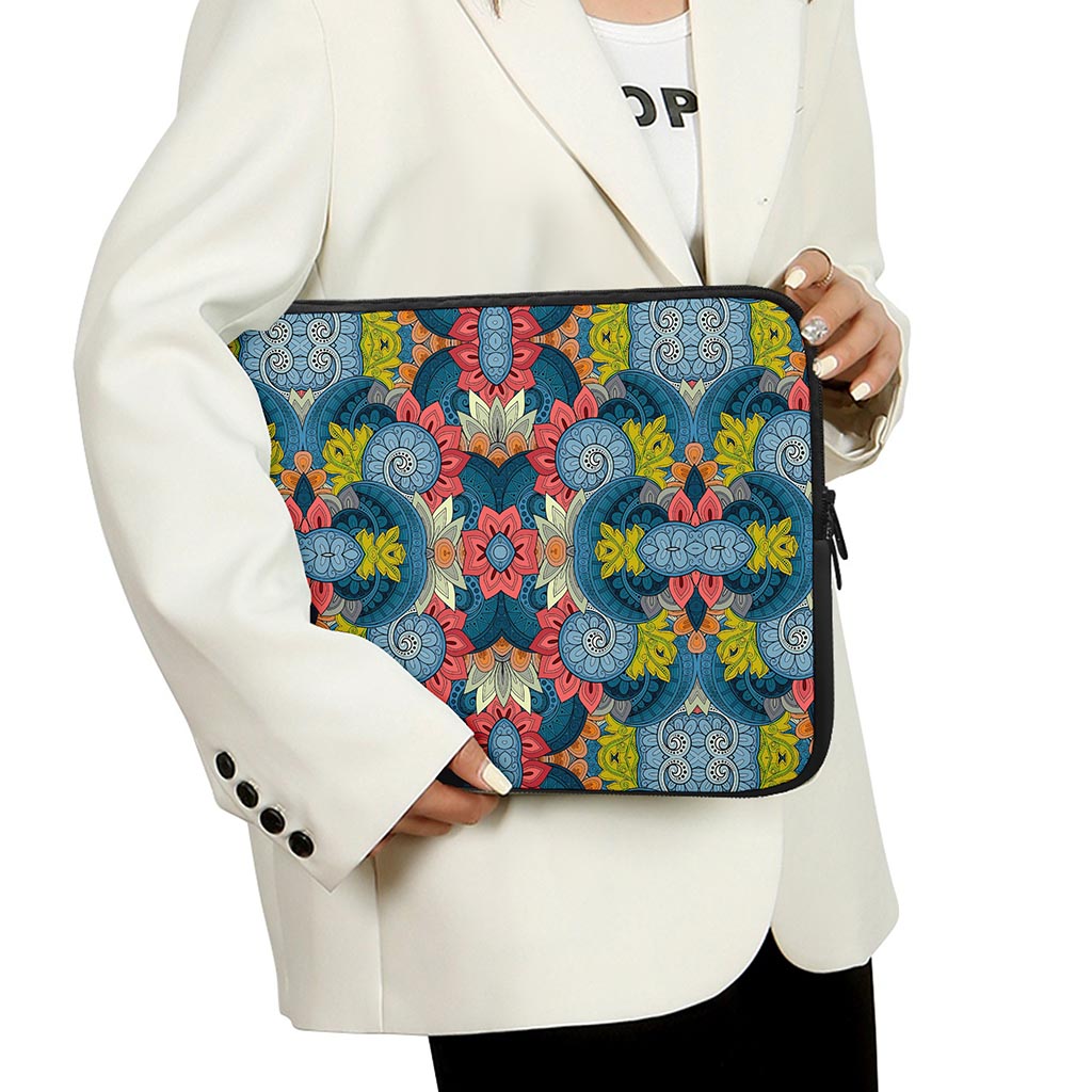 Native Tribal Bohemian Pattern Print Laptop Sleeve