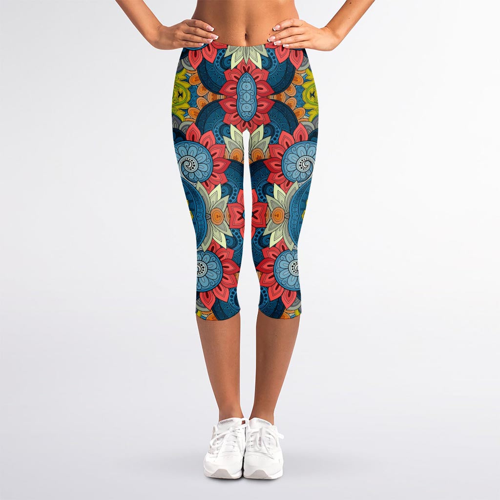 Native Tribal Bohemian Pattern Print Women's Capri Leggings