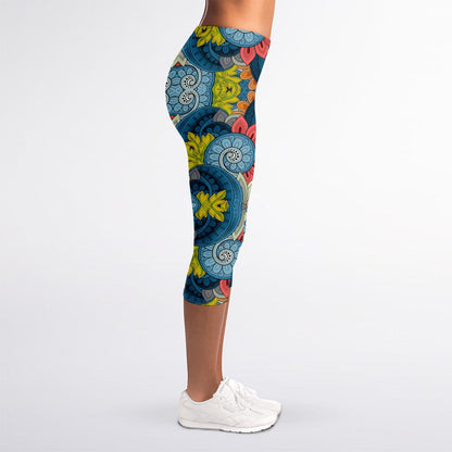 Native Tribal Bohemian Pattern Print Women's Capri Leggings