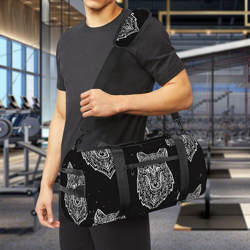 Native Tribal Wolf Pattern Print Gym Bag