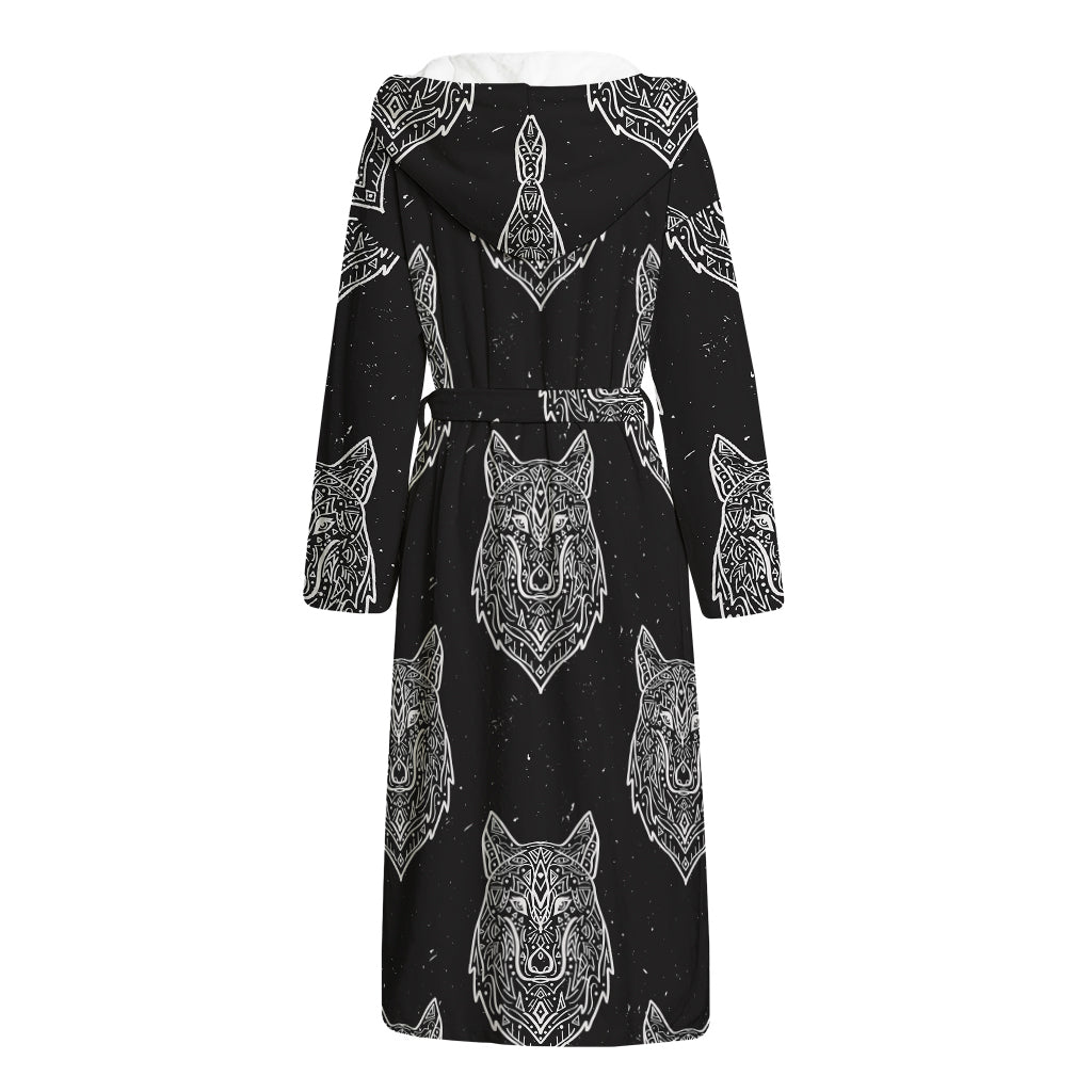 Native Tribal Wolf Pattern Print Hooded Bathrobe