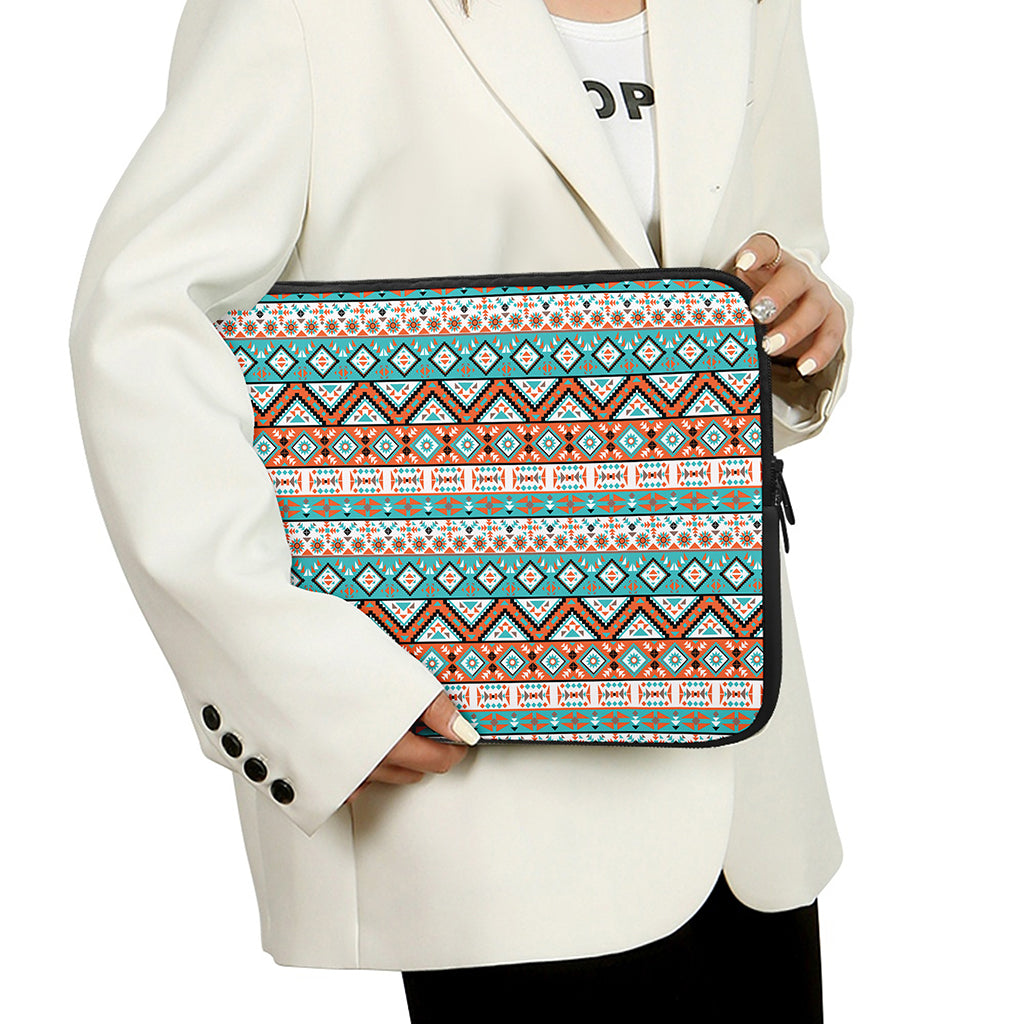 Navajo Geometric Pattern Print Laptop Sleeve