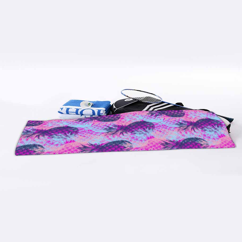 Neon Trippy Pineapple Pattern Print Sports Towel