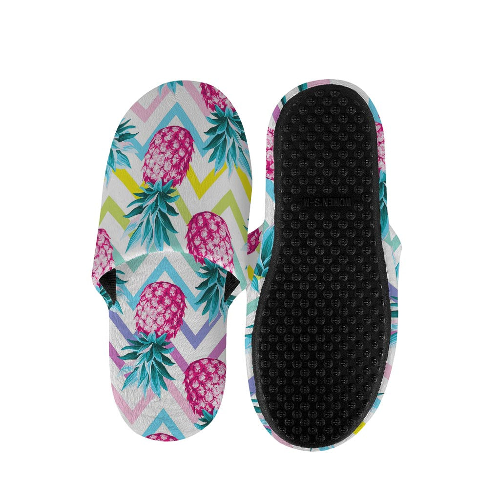 Neon Zig Zag Pineapple Pattern Print Slippers